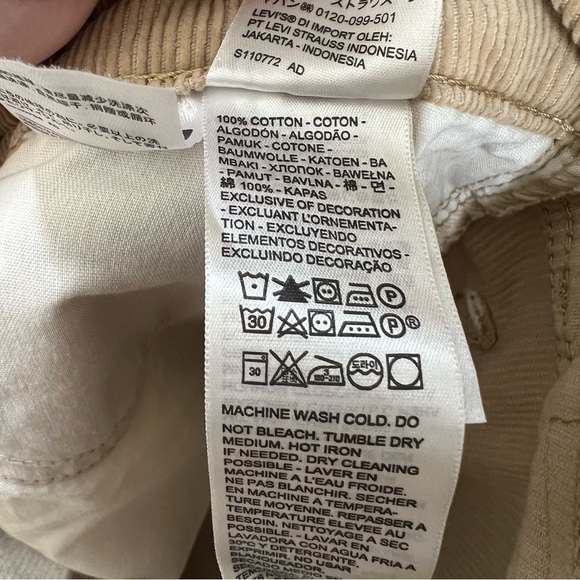 Levi’s Womens Tan Brown Corduroy ‘94 Baggy Pants Size 26 Cotton Loose Straight - Picture 10 of 11